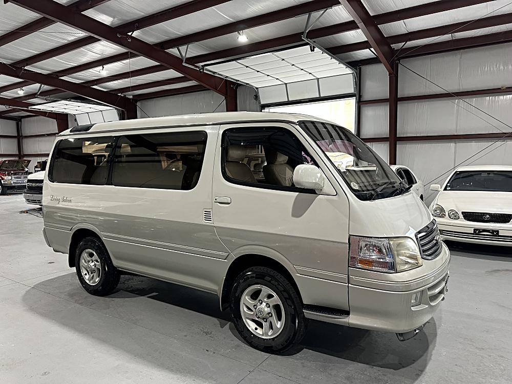 2000 Toyota HiAce JDM car for sale — photo 3 of 14