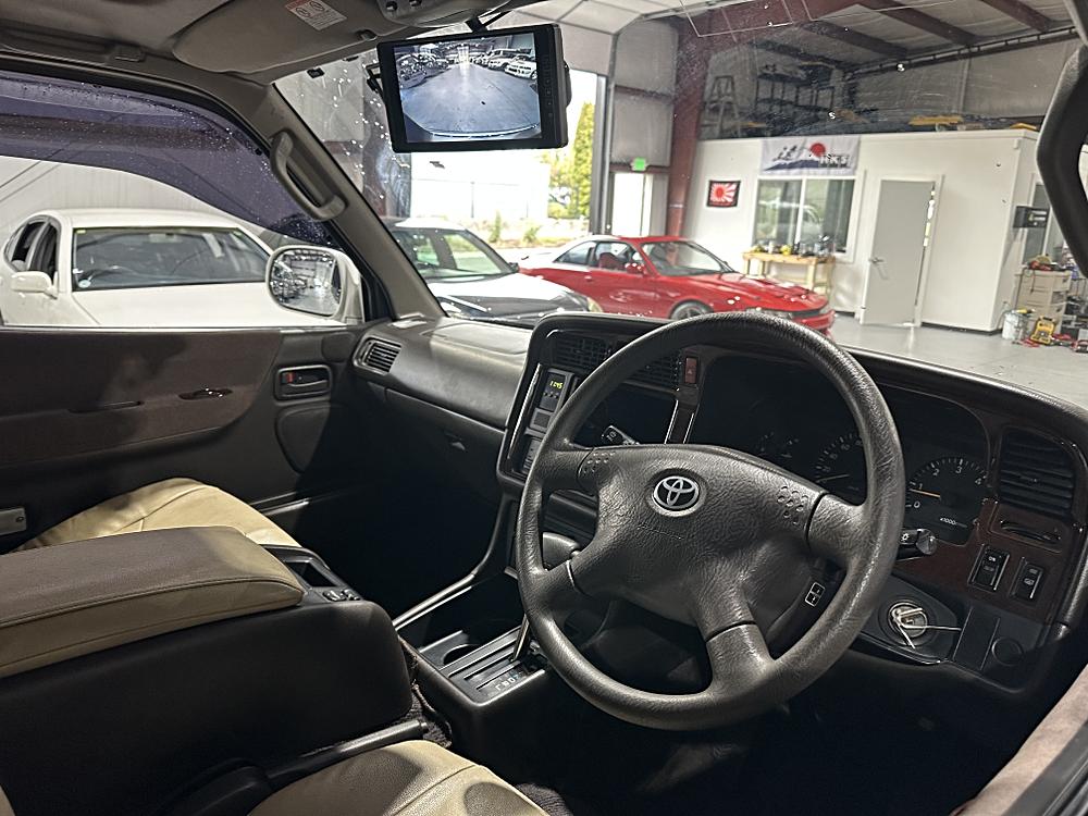 2000 Toyota HiAce JDM car for sale — photo 14 of 14