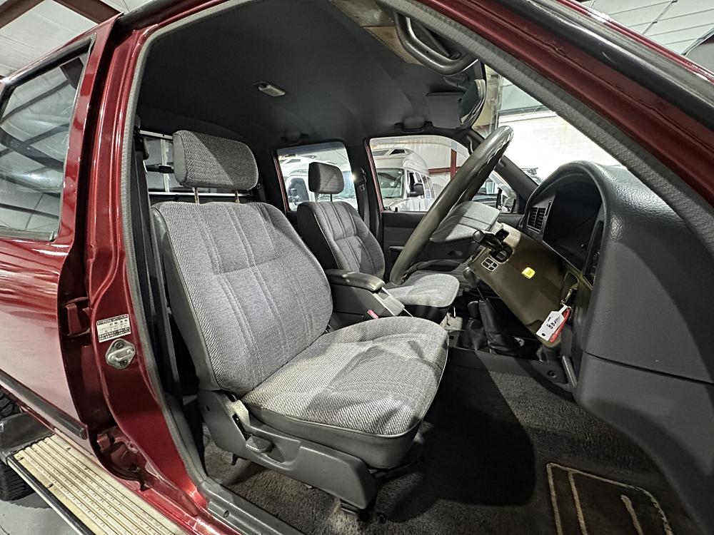 1993 Toyota Hilux JDM car for sale — photo 10 of 20