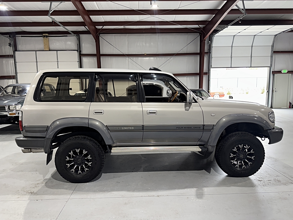 1996 Toyota Land Cruiser JDM car for sale — photo 7 of 25