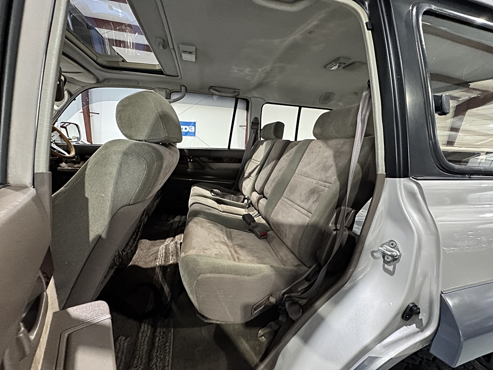 1996 Toyota Land Cruiser JDM car for sale — photo 23 of 25