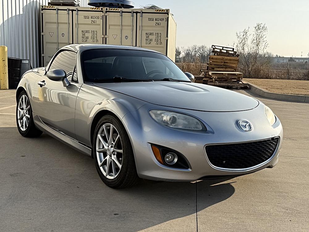 2009 Mazda MX-5 Miata Grand Touring Hard Top's photo