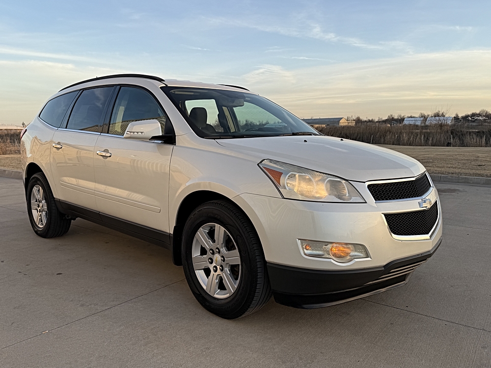 2012 Chevrolet Traverse 1LT's photo