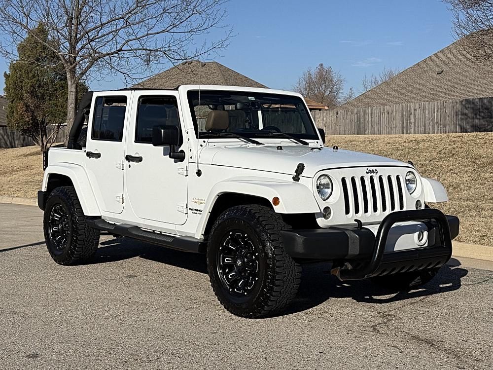 2015 Jeep Wrangler Unlimited Sahara's photo