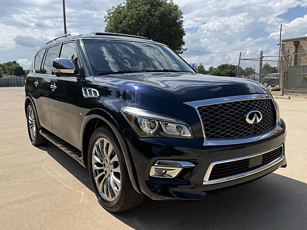 2016 INFINITI QX80 -'s photo