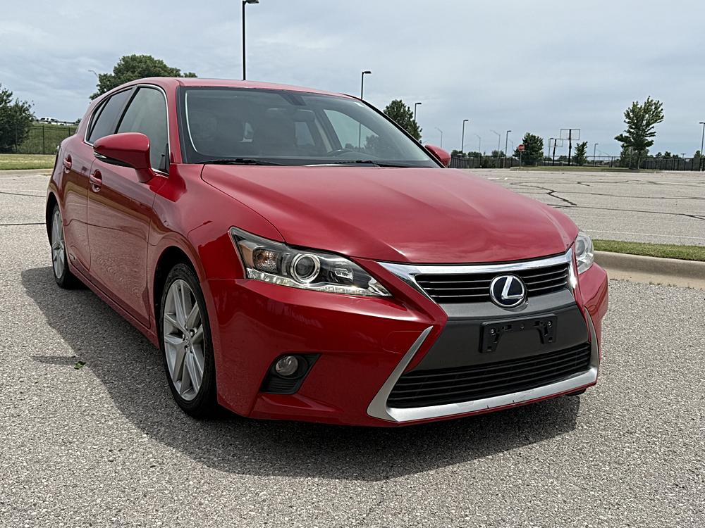 2014 Lexus CT 200h 200h's photo