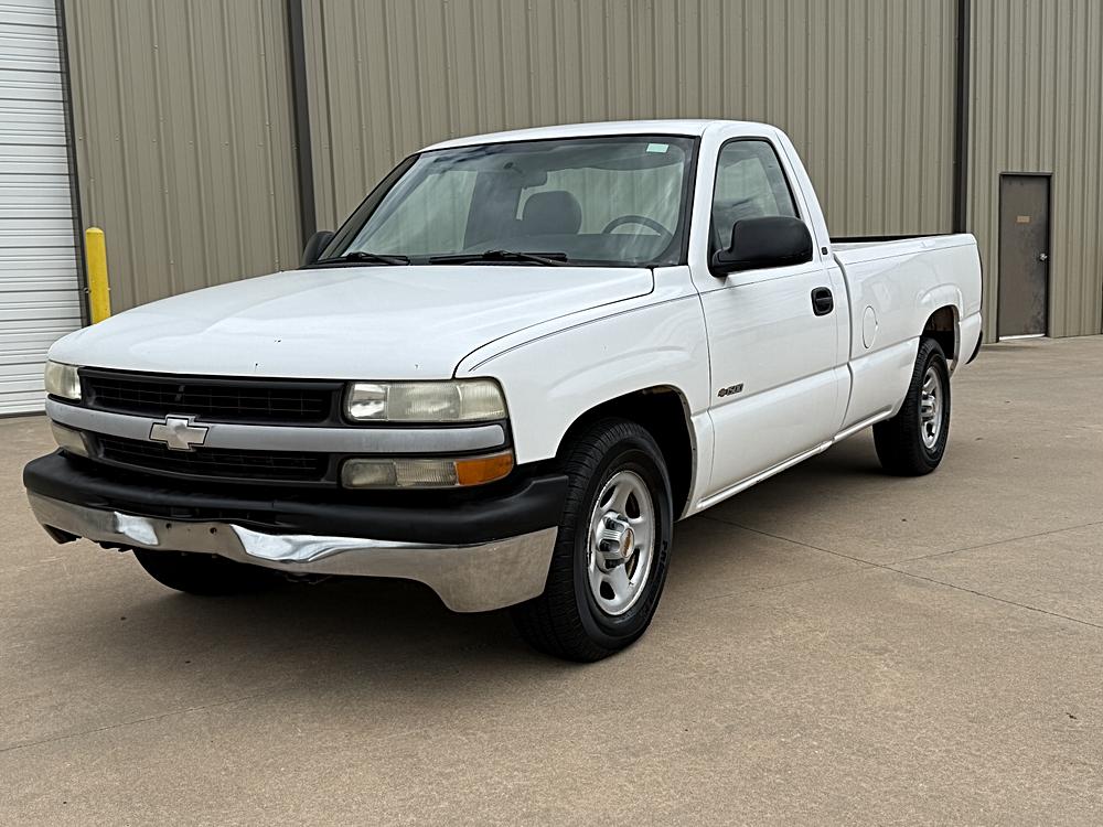 2001 Chevrolet Silverado 1500's photo