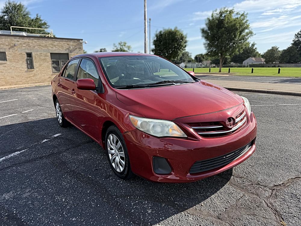 2013 Toyota Corolla FWD Automatic