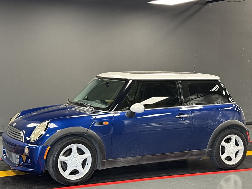 2002 MINI