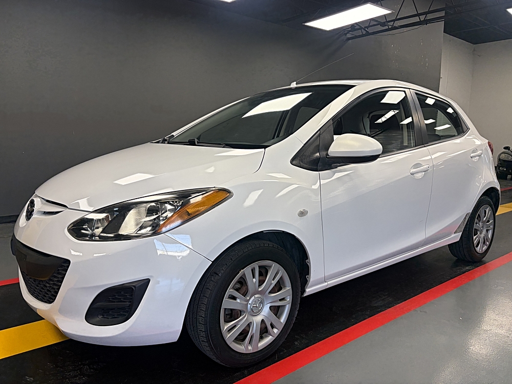 2012 Mazda Mazda2's photo