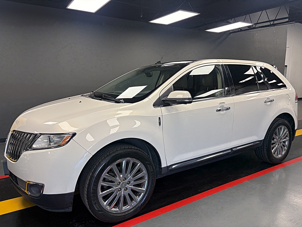 2013 Lincoln MKX FWD's photo
