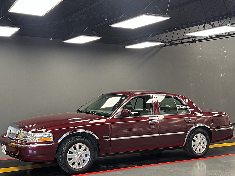2004 Mercury Grand Marquis's photo