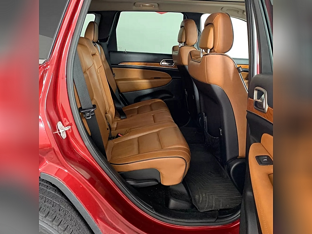 2013 Jeep Grand Cherokee Overland - Photo 37