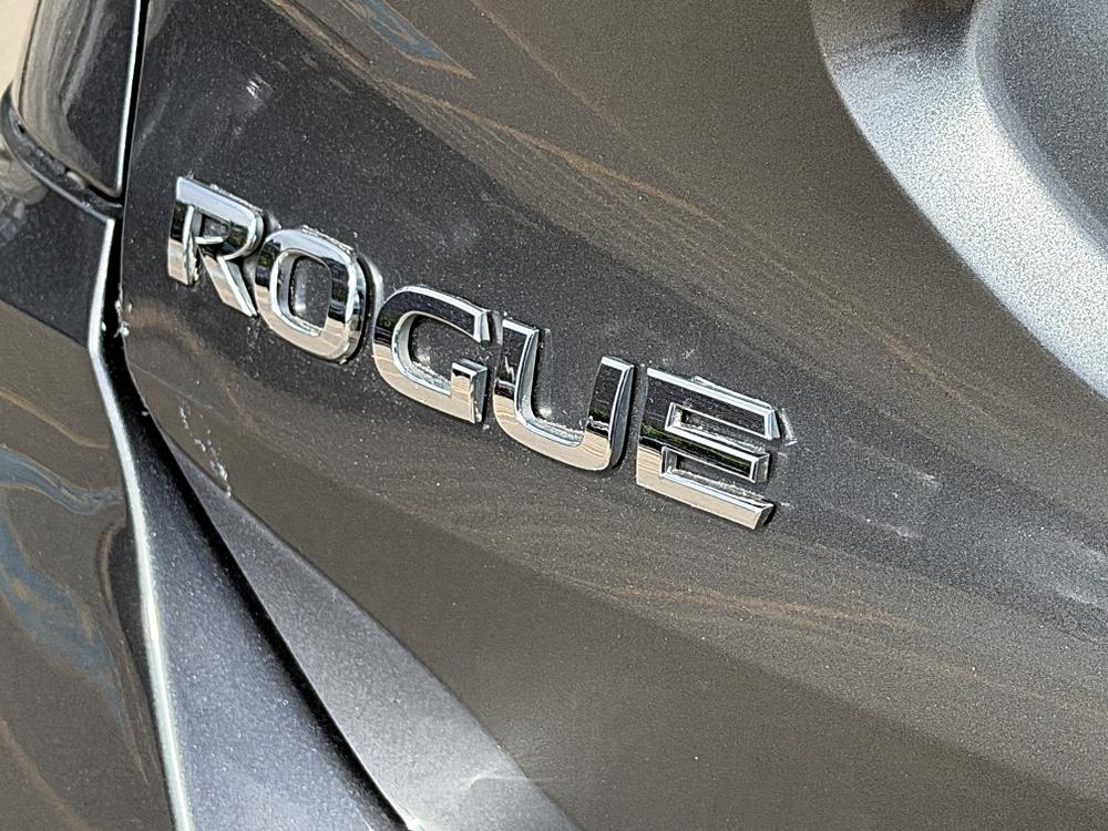 2018 Nissan Rogue SV - Photo 6