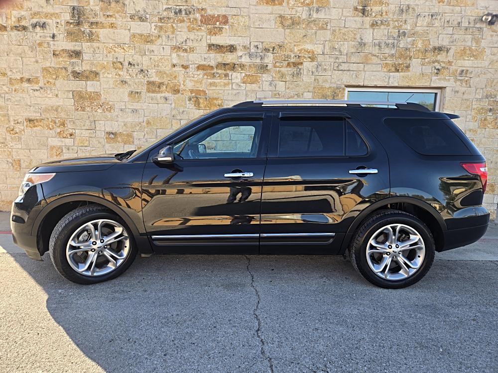 2015 Ford Explorer Limited's photo