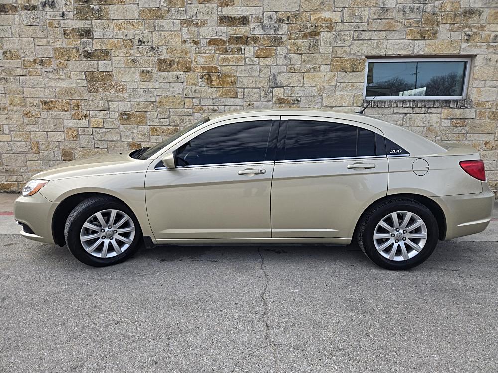 2011 Chrysler 200 Touring