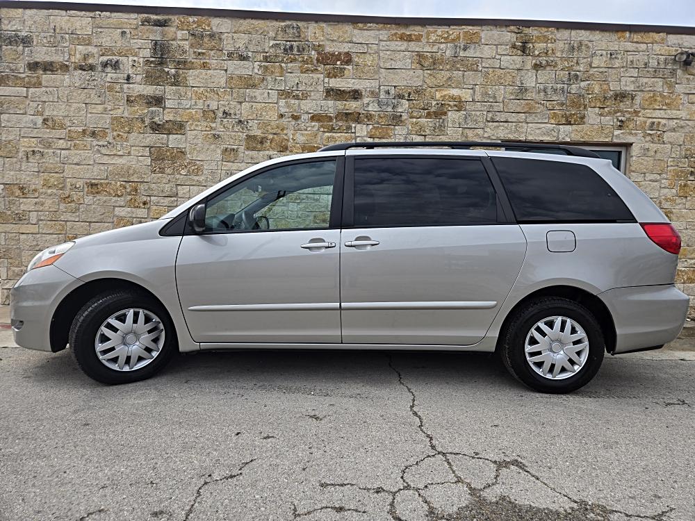 2010 Toyota Sienna CE