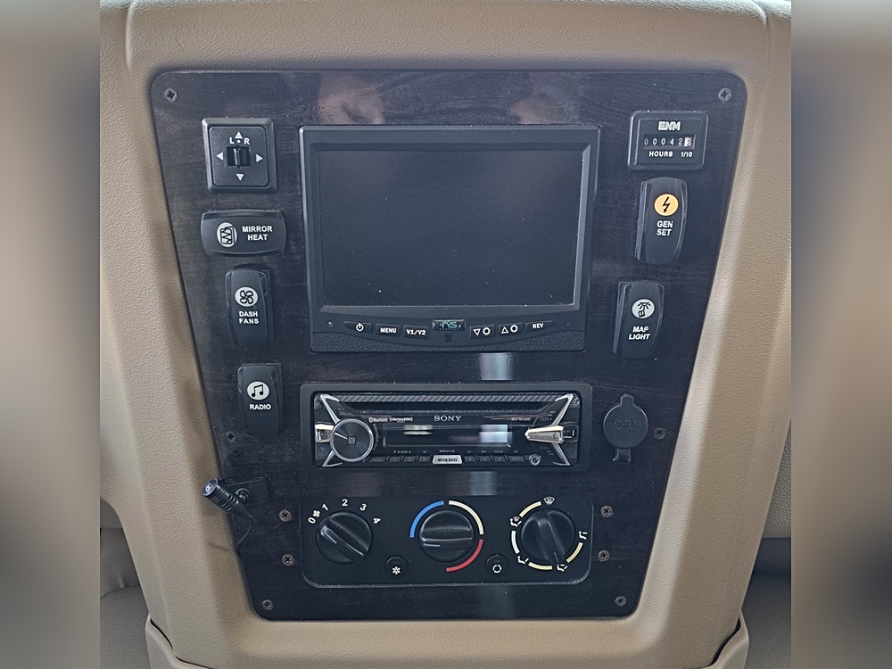 2016 Ford F-53 - Photo 35