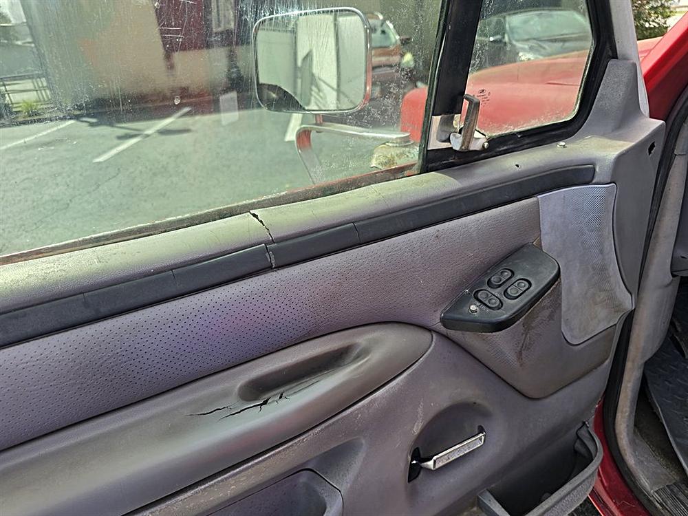 1996 Ford F-250 - Photo 15