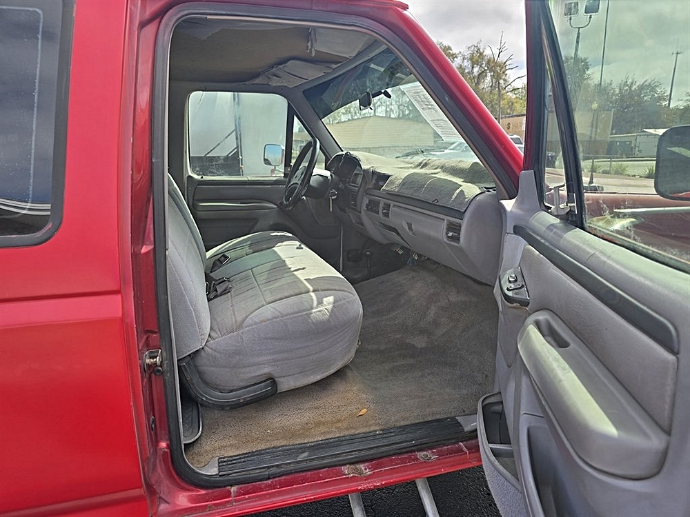 1996 Ford F-250 - Photo 18