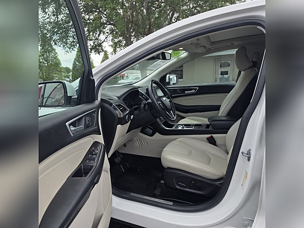 2022 Ford Edge Titanium - Photo 15