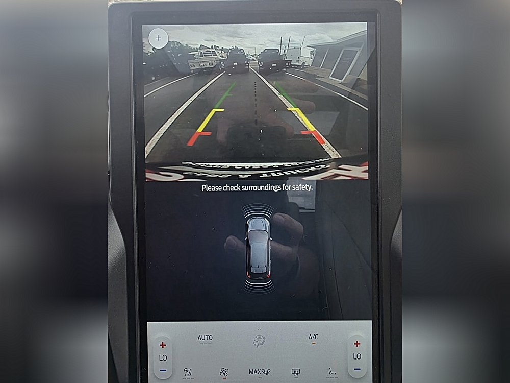 2022 Ford Edge Titanium - Photo 27