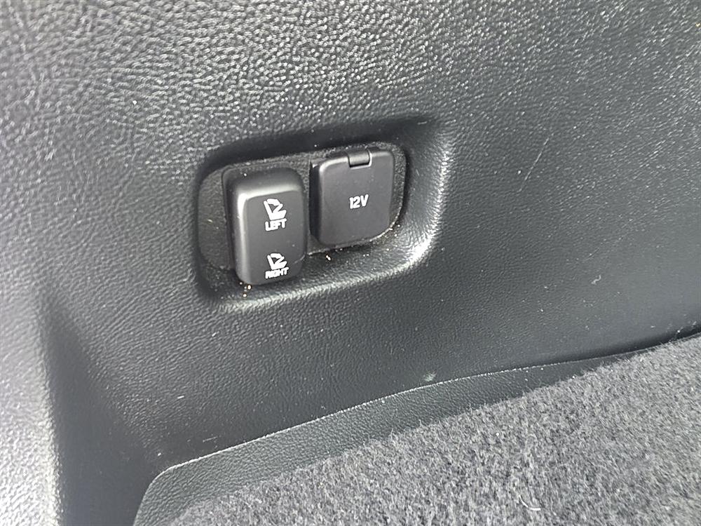 2022 Ford Edge Titanium - Photo 8