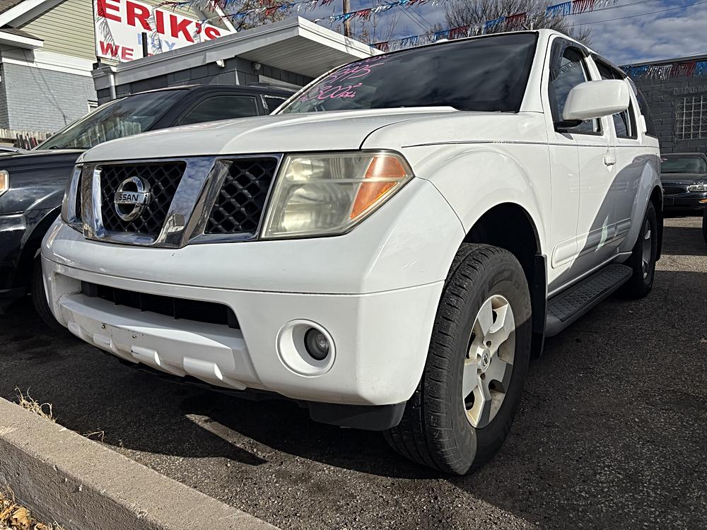 2006 Nissan Pathfinder SE