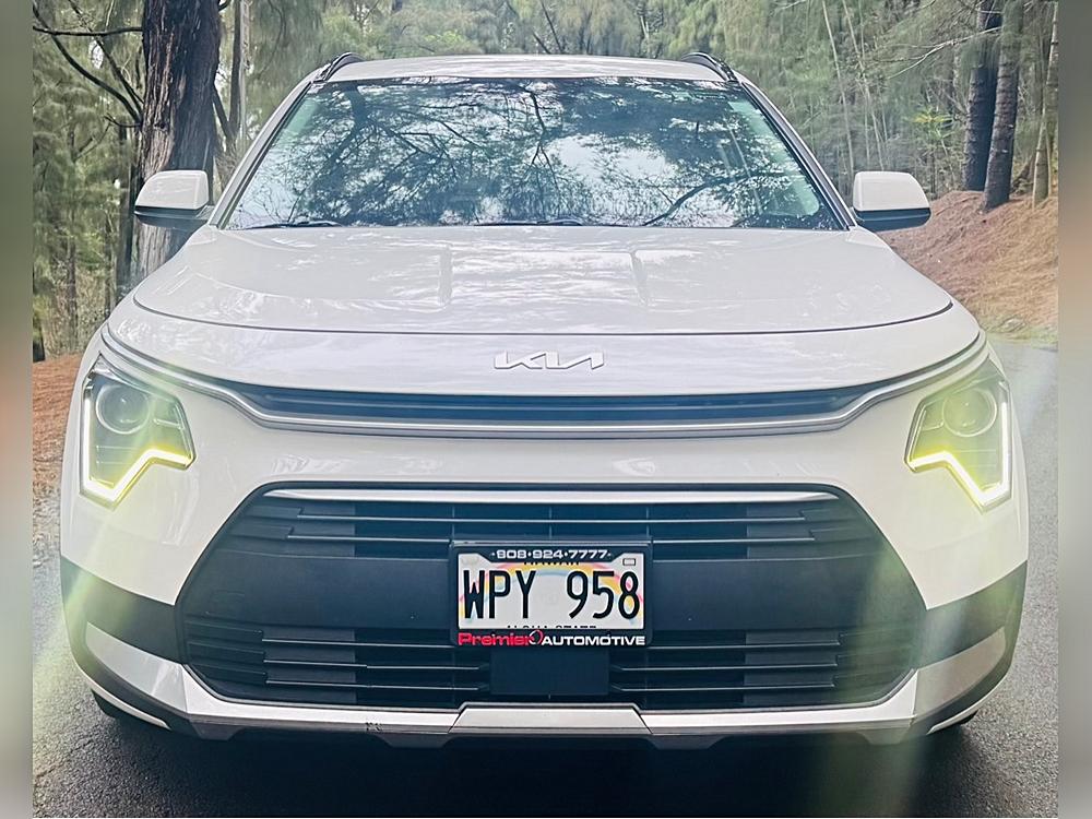 2023 Kia Niro EX's photo