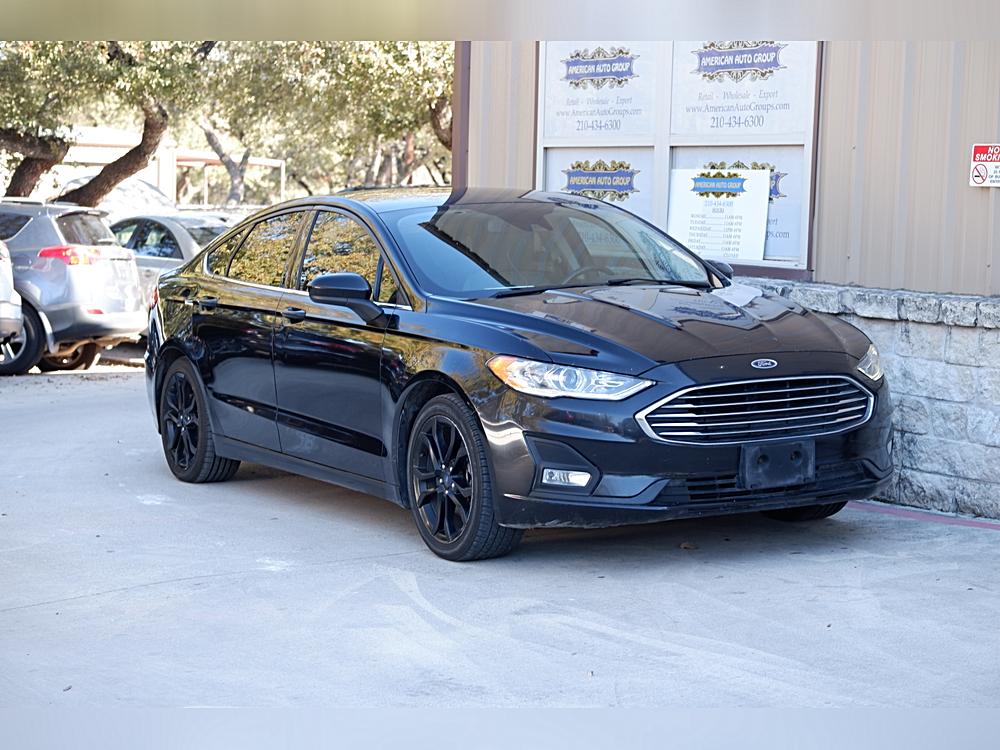 2020 Ford Fusion SE