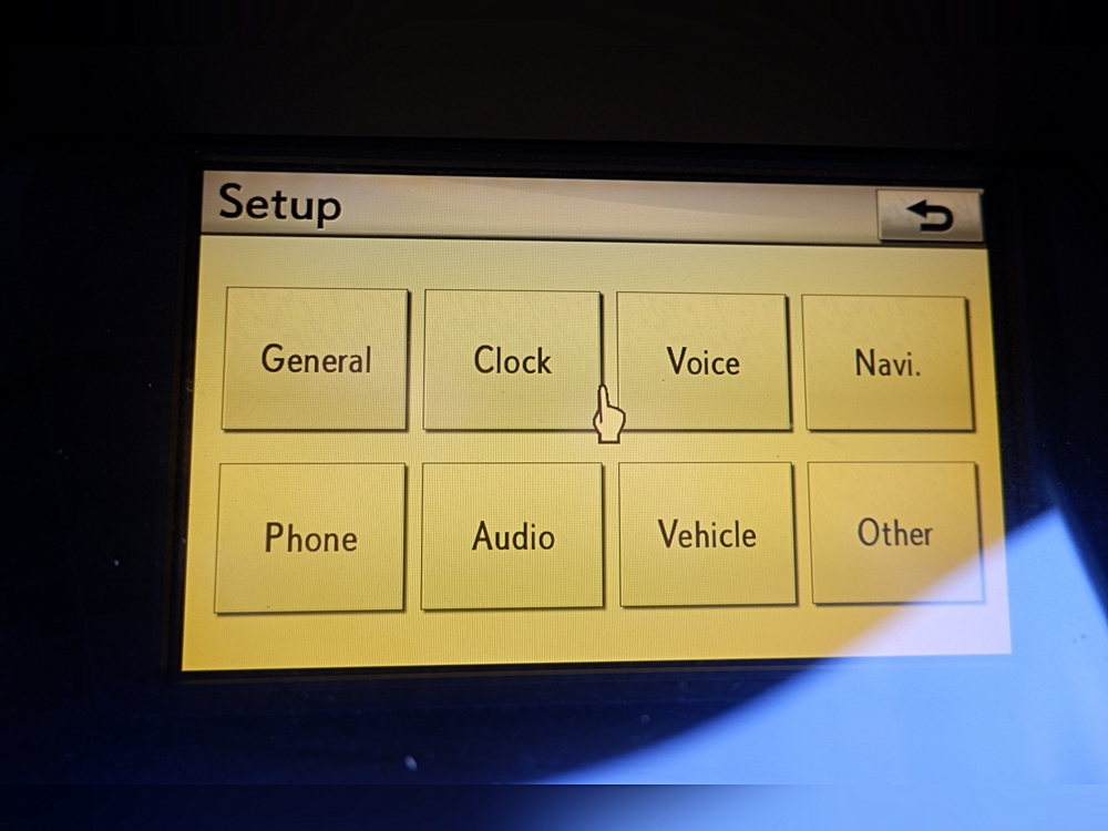 2010 Lexus RX 450h - Photo 18