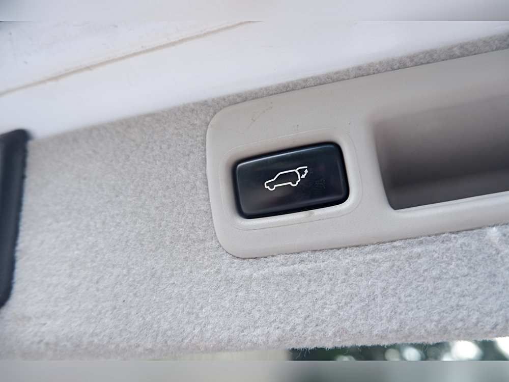 2010 Lexus RX 450h - Photo 28