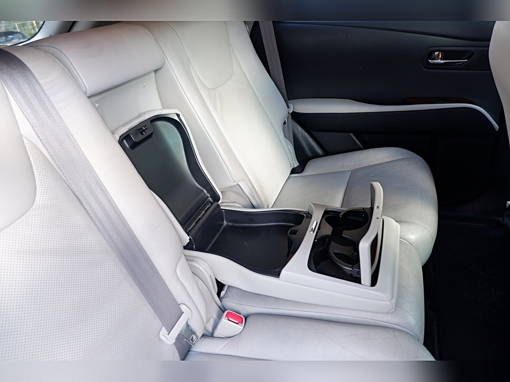 2010 Lexus RX 450h - Photo 25