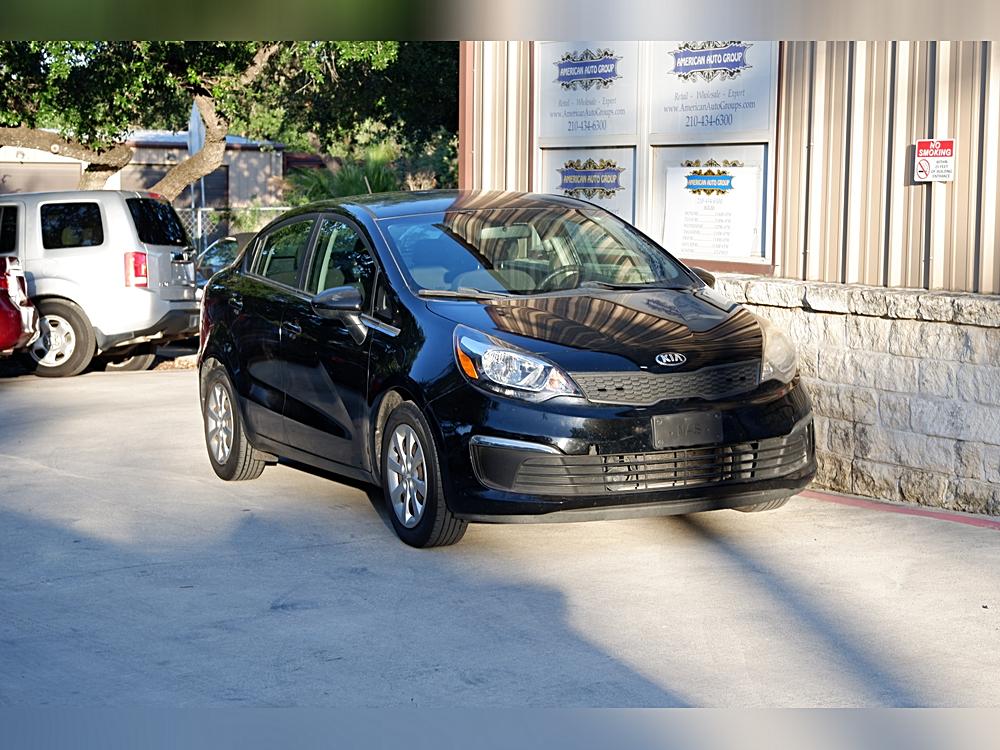 2017 Kia Rio LX AT's photo