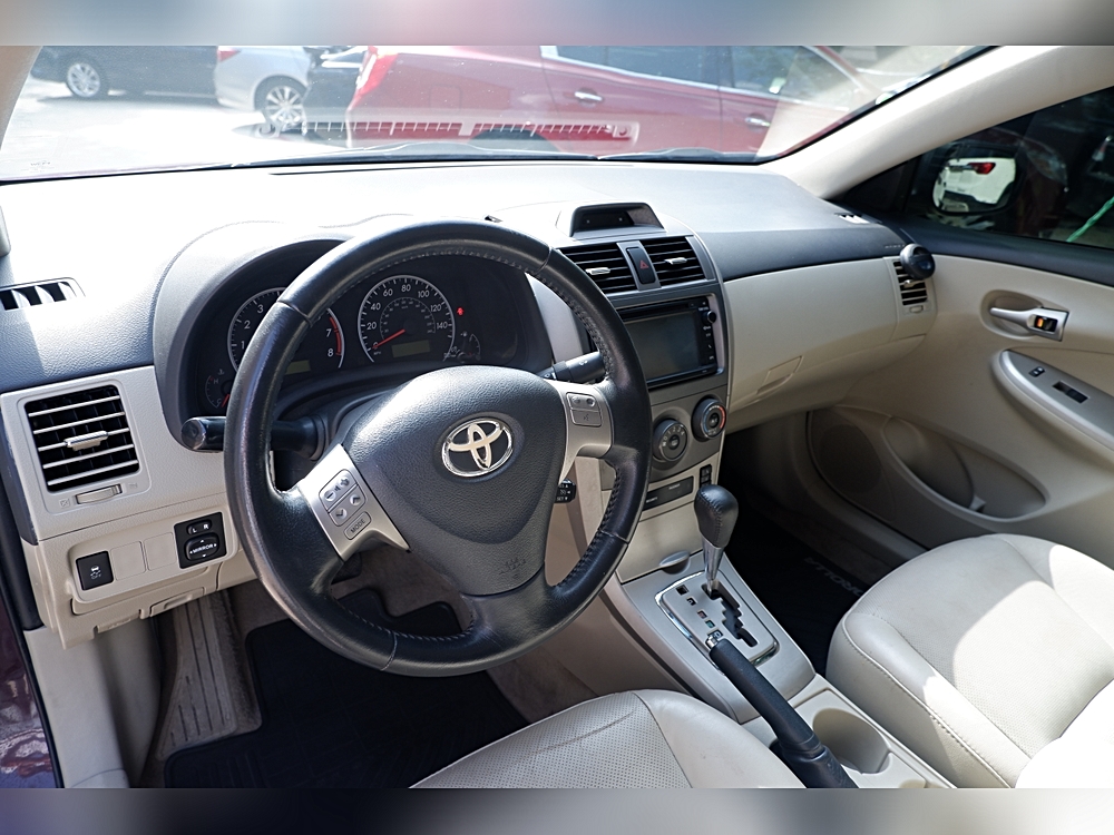 2014 Toyota Corolla L - Photo 52