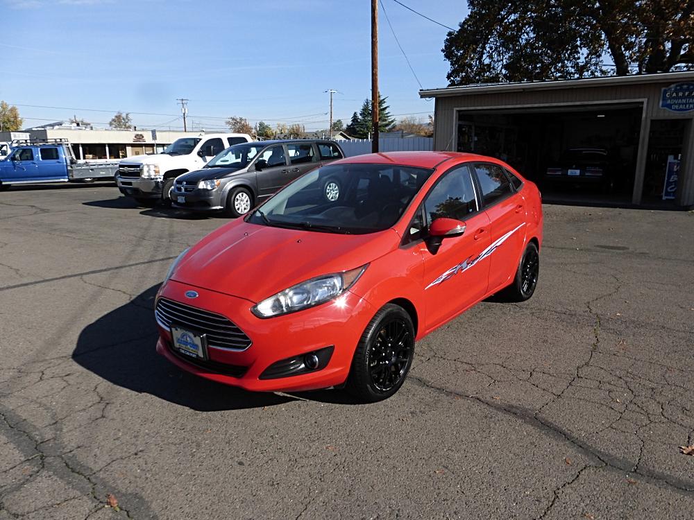 2014 Ford Fiesta 4dr Sdn SE