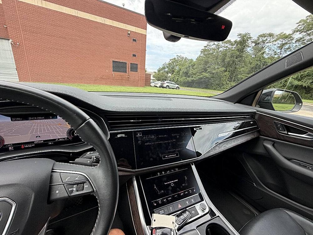 2020 Audi Q8 Premium Plus - Photo 17