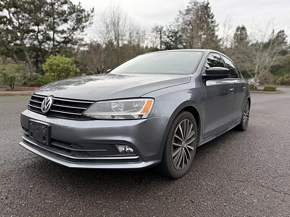 2016 Volkswagen Jetta Sport's photo