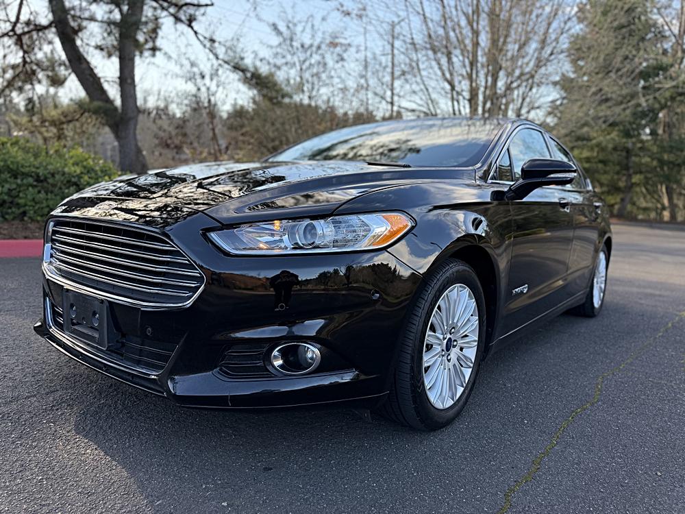 2016 Ford Fusion Hybrid SE