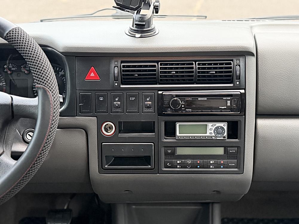 2003 Volkswagen Eurovan MV - Photo 18