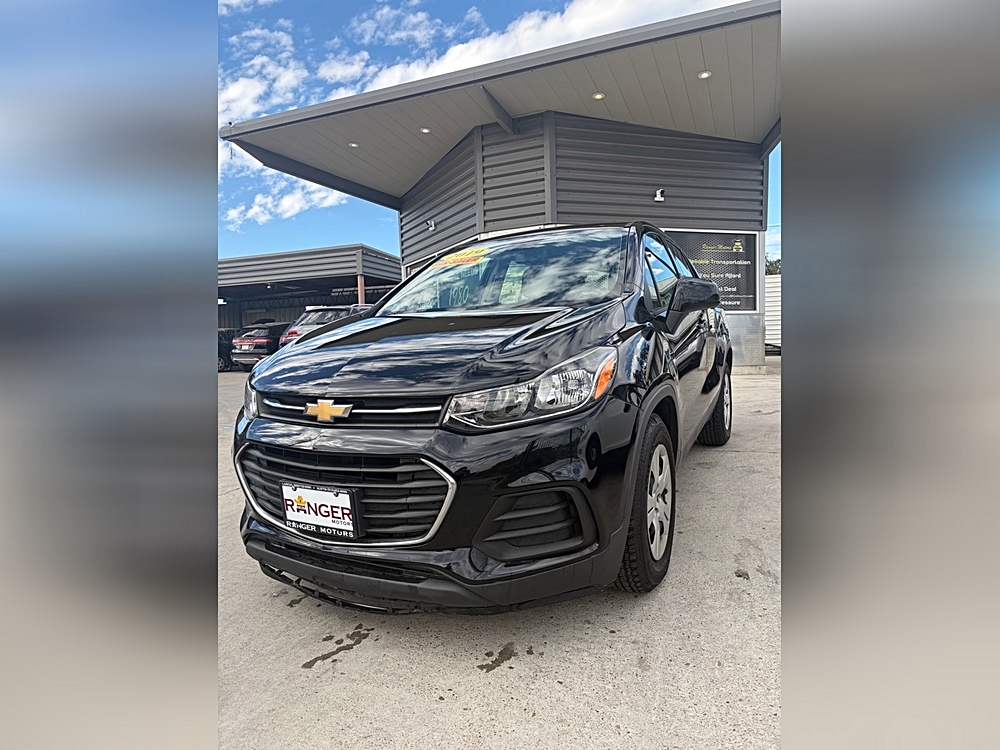 2019 Chevrolet Trax LS's photo