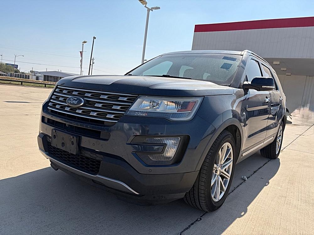 2016 Ford Explorer Limited's photo