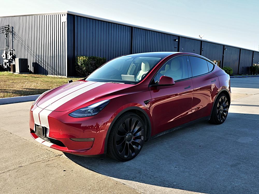 2021 Tesla Model Y Performance's photo