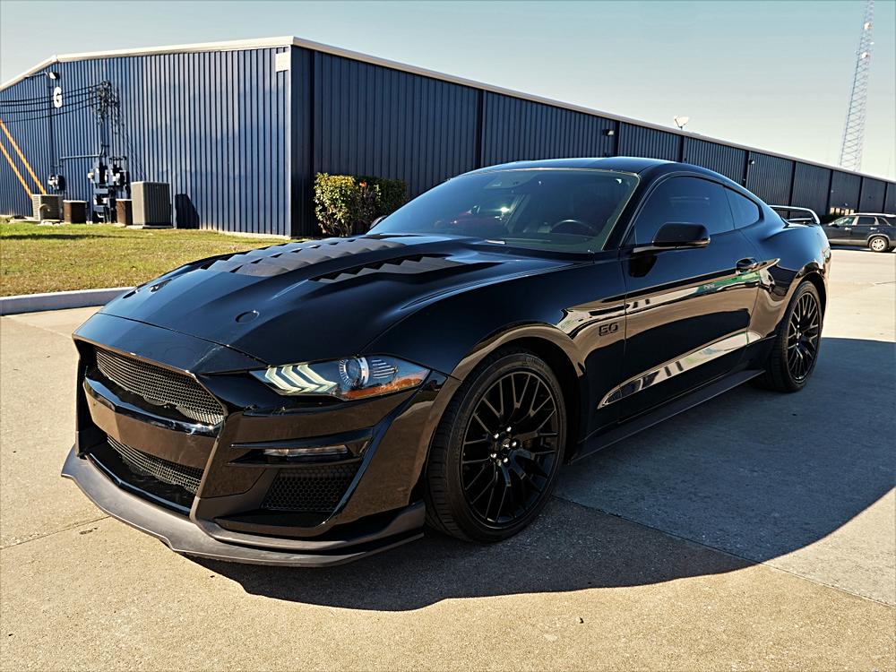 2019 Ford Mustang GT Premium's photo