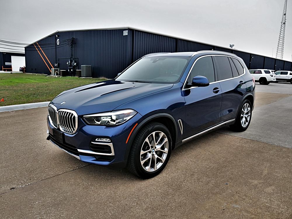 2019 BMW X5 50i's photo