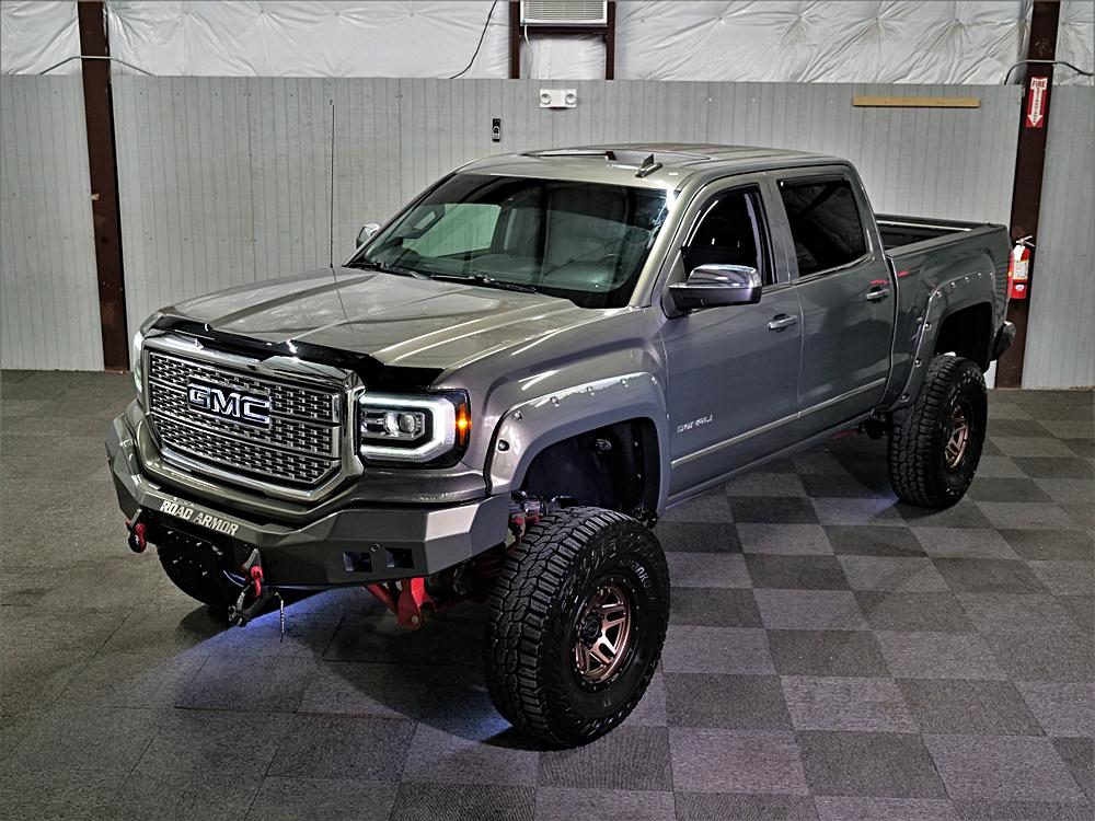 2018 GMC Sierra 4WD Crew Cab Short Box's photo