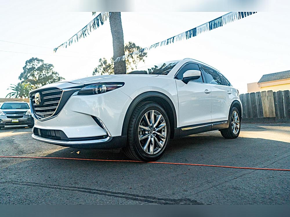 2017 Mazda CX-9 Signature's photo