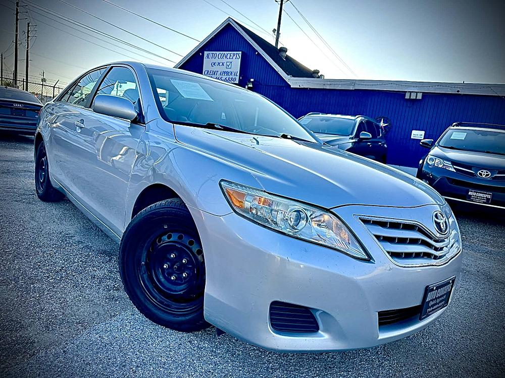 2011 Toyota Camry Base's photo