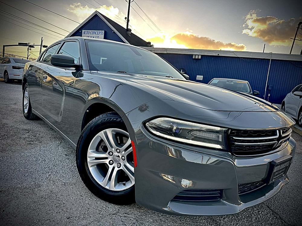 2017 Dodge Charger SE