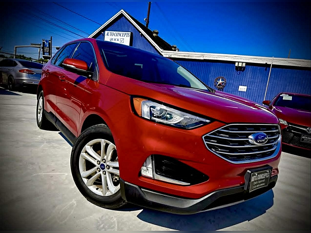 2020 Ford Edge SEL's photo
